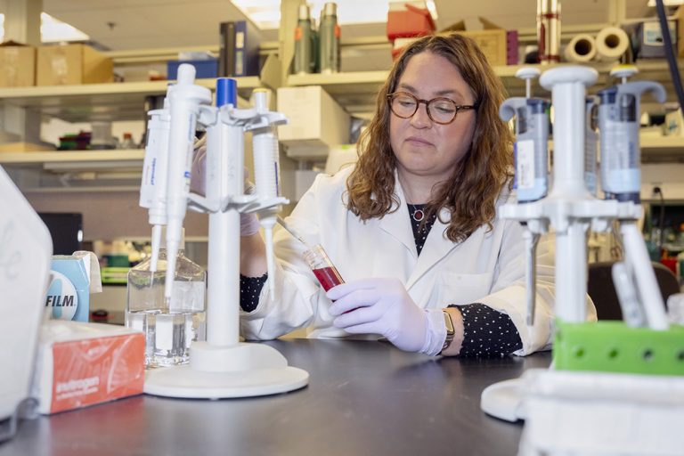 Science article: Dr. Katie Burns’s Groundbreaking Endometriosis Research